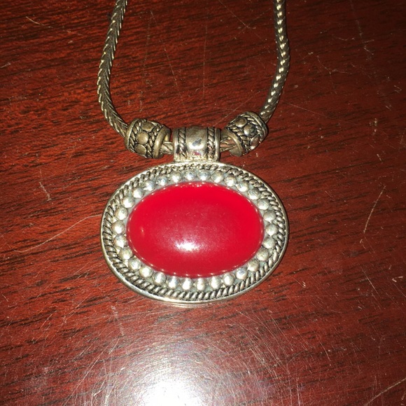 Talbots Necklace - Picture 2 of 4